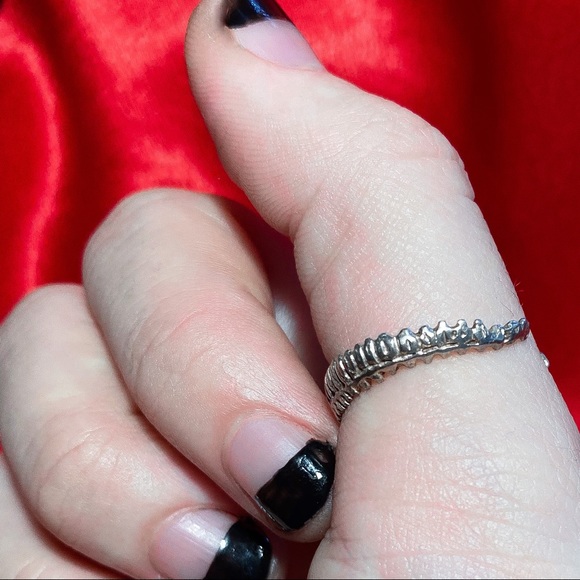 VERAMEAT ☠️ SPINE RING - Picture 4 of 5
